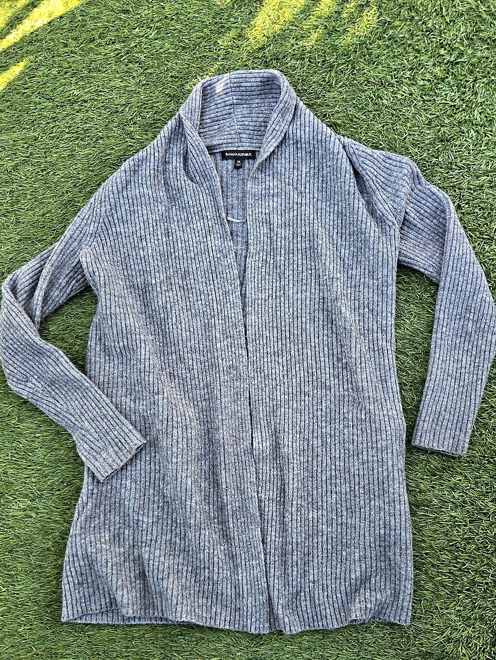 Banana Republic Ribbed Cardigan Gray Size XS